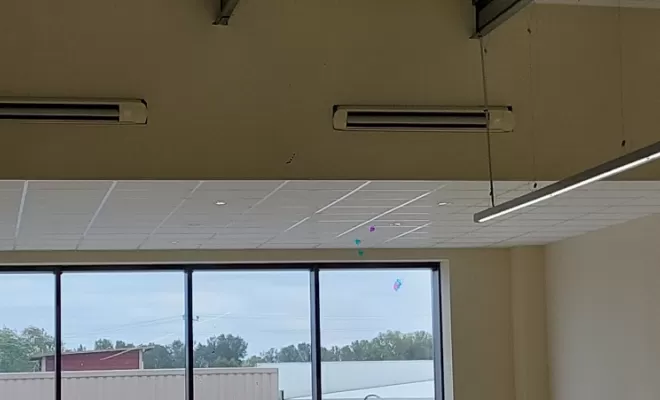 Climatisation console. Grande portée de soufflage