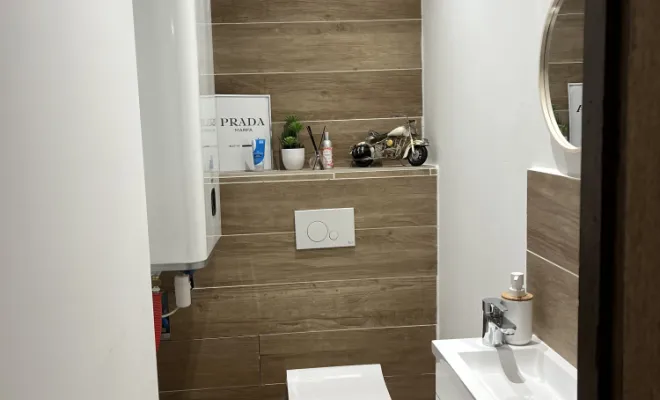 Rénovation d'un toilette WC à GHISONI